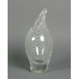 Vase (Mitte 20.Jh.) dickwandiges Klarglas mit Schleifendekor; H: ca. 18,5 cm