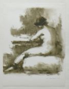 Seidel, Erich (1895 Plauen - 1984 Wallhausen) "Weiblicher Akt" mit langem Haar und Hut auf Kissen