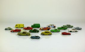 17 div. SCHUCO-Autos vorwiegend Blech; verschieden farbig; unterschiedlicher Zustand