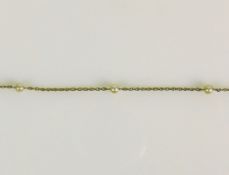 Halskette 8ct GG; mit 12 kl. Perlen besetzt; L: ca. 55 cm; 4,5g