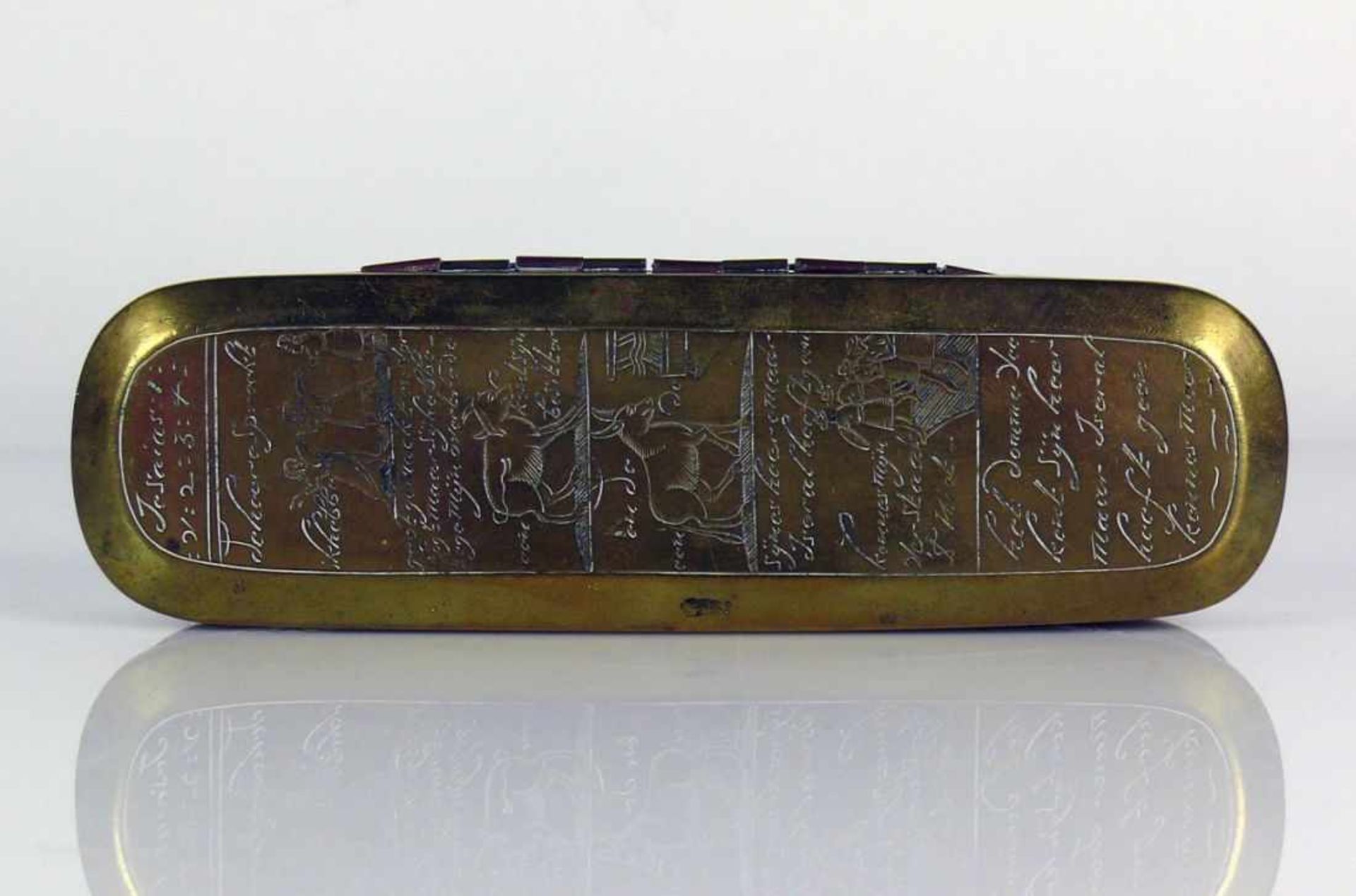 Holländische Tabatiere (17./18.Jh.) Messing/Kupfer; rechteckige Form, an den Enden jeweils - Bild 2 aus 8