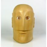 Hauser, Erich (1930 Rietheim/Tuttlingen - 2004 Rottweil) "Kopf mit Maske"; Holz; am unteren Rand