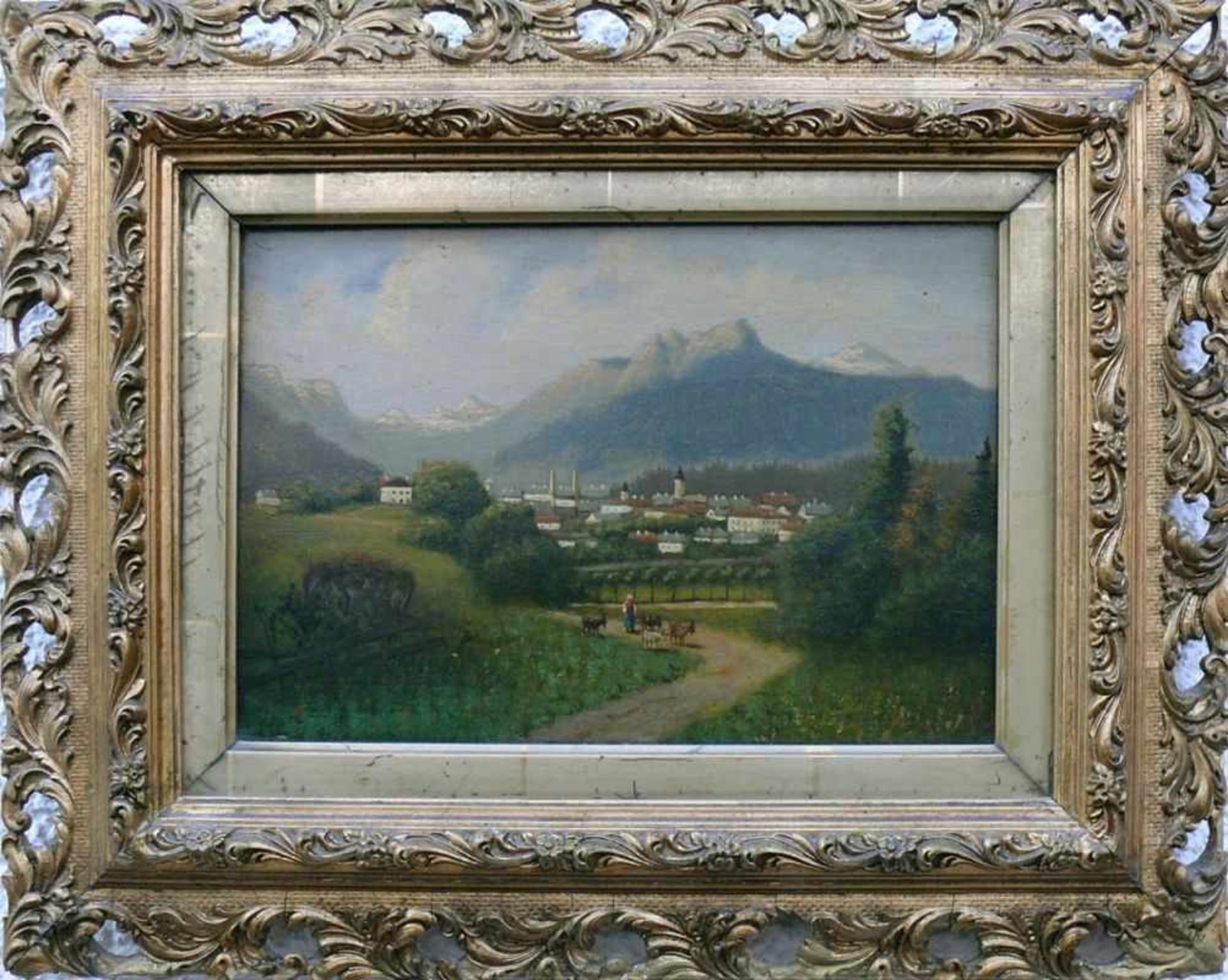 Anonym (um 1900) Blick auf Bad Reichenhall"; mit Bergmassiv im Hintergrund; im Vordergrund Frau