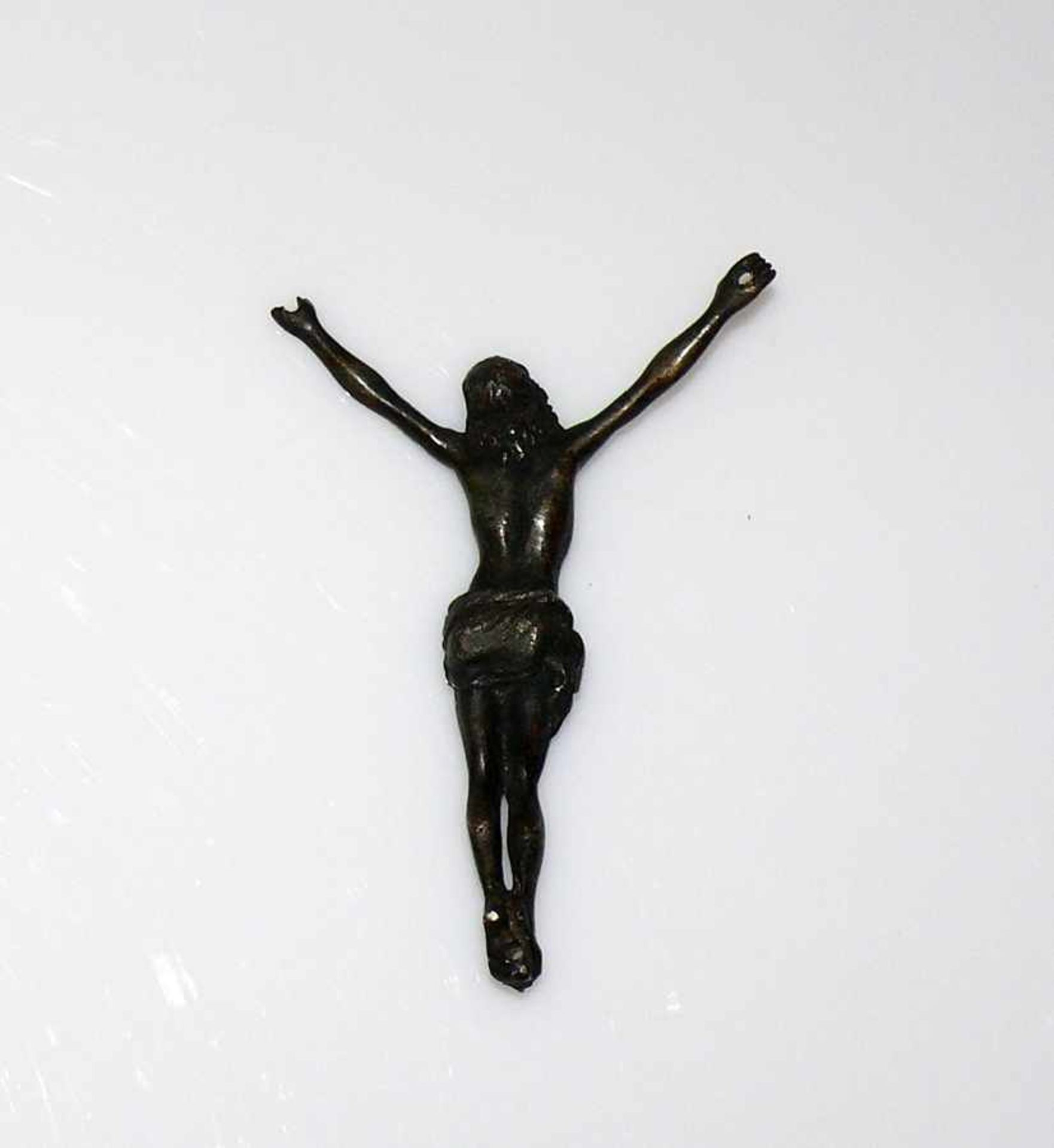 Christuskorpus (wohl 16.Jh.) Bronze mit alter Vergoldung; Füße u. Hände mit Kreuzlöcher (eine Hand - Bild 2 aus 2