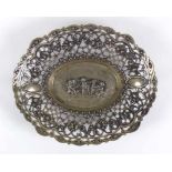 Kleine Zierschale Silber 800; ovale Korbform mit floral durchbrochenem Rand; im Spiegel relief.