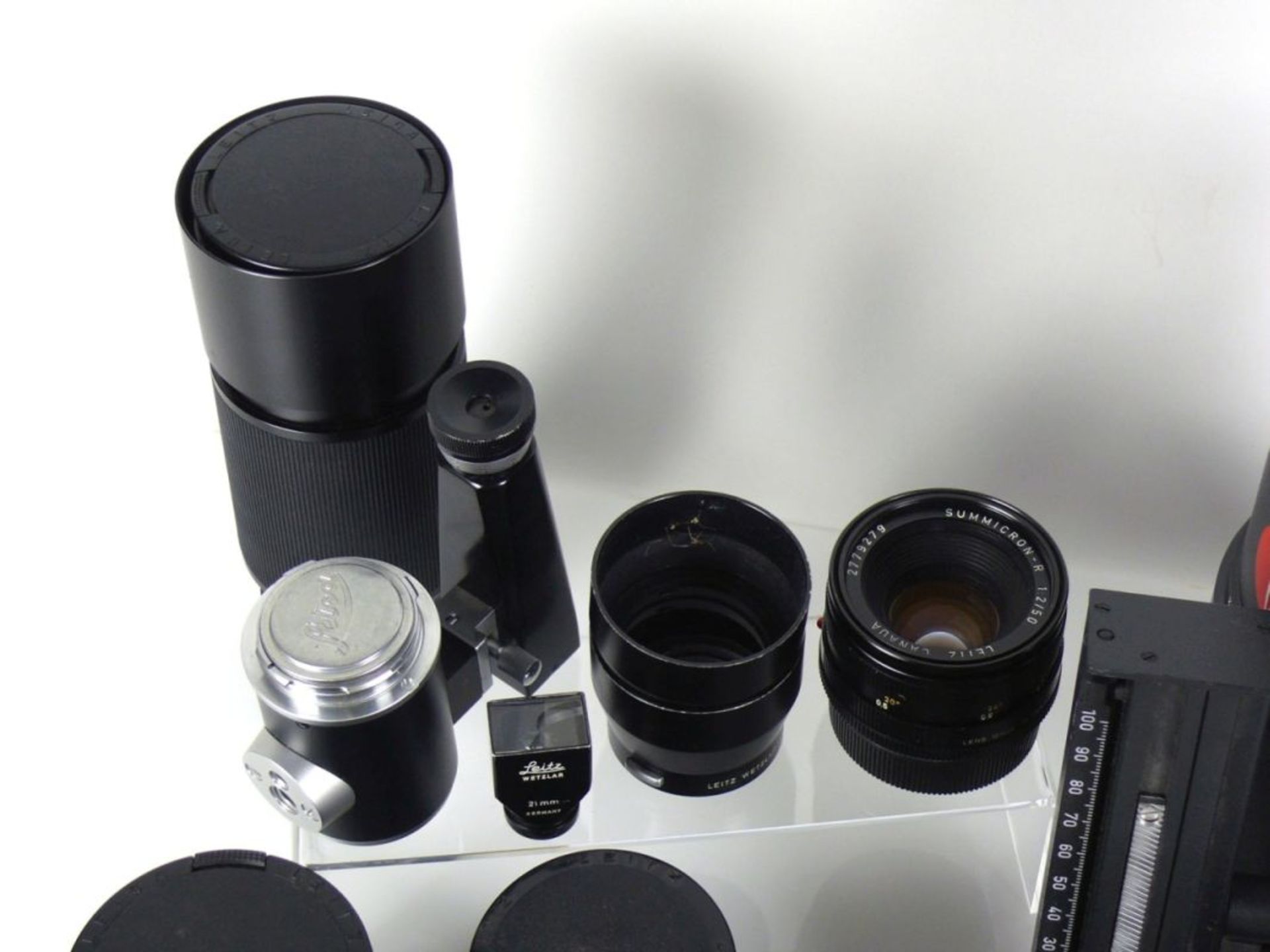 LEICA-Sammlung Teil II 2 Kameras; Leicaflex SL2 und Leica CL; mit div. Objektiven und weiterem - Bild 2 aus 6