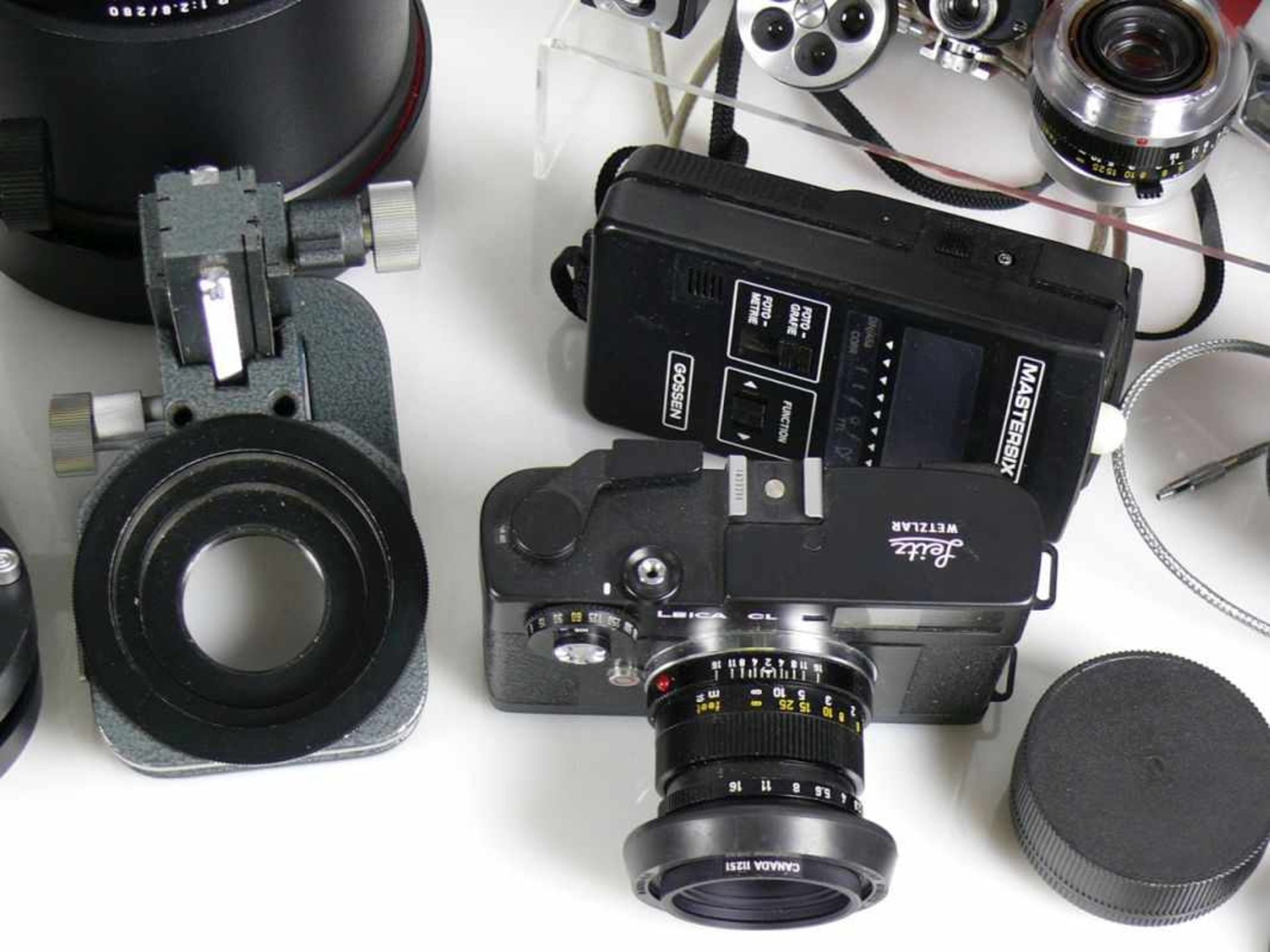 LEICA-Sammlung Teil II 2 Kameras; Leicaflex SL2 und Leica CL; mit div. Objektiven und weiterem - Bild 4 aus 6