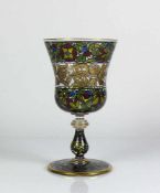 Pokalglas (um 1900) farbloses Glas; umlaufend polychromer Blütendekor mit umlaufender Goldbordüre