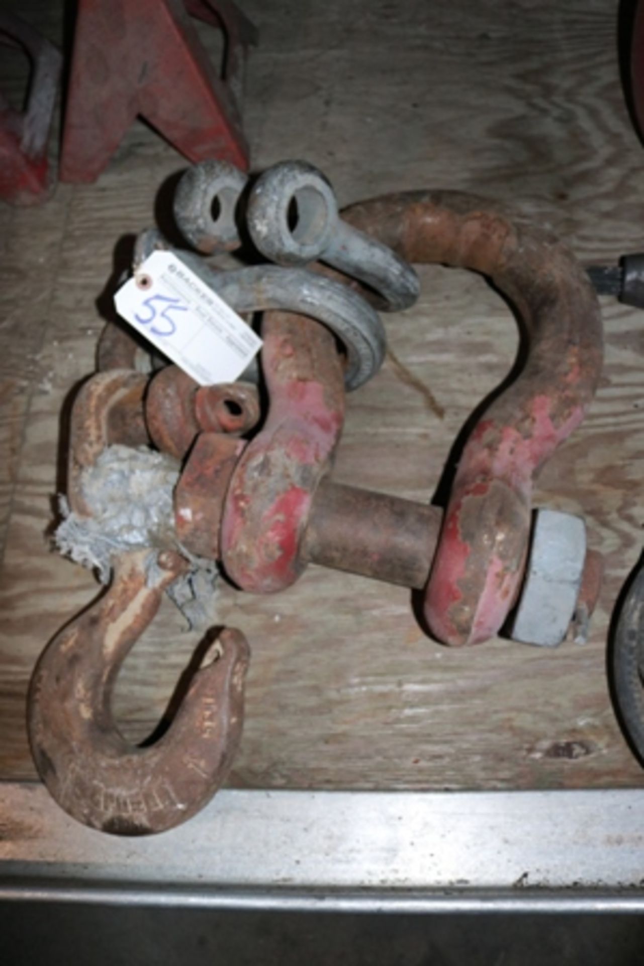55T clevis with hook