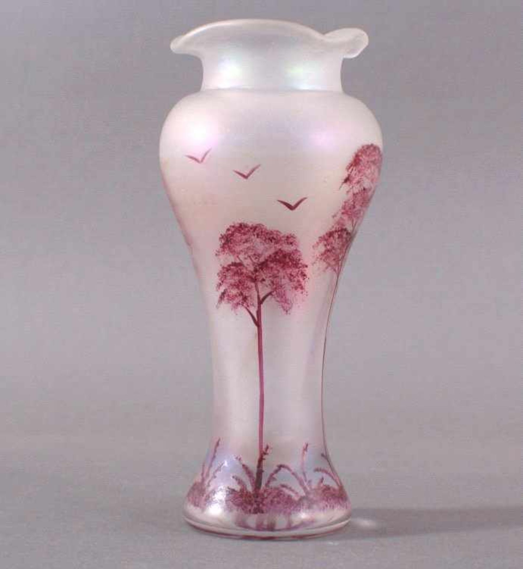 Goebel Vase, BlumenformBäume und Vögel. Geätzter Firmenstempel auf der Unterseite,ca. 23 x 9 cm - Bild 2 aus 2
