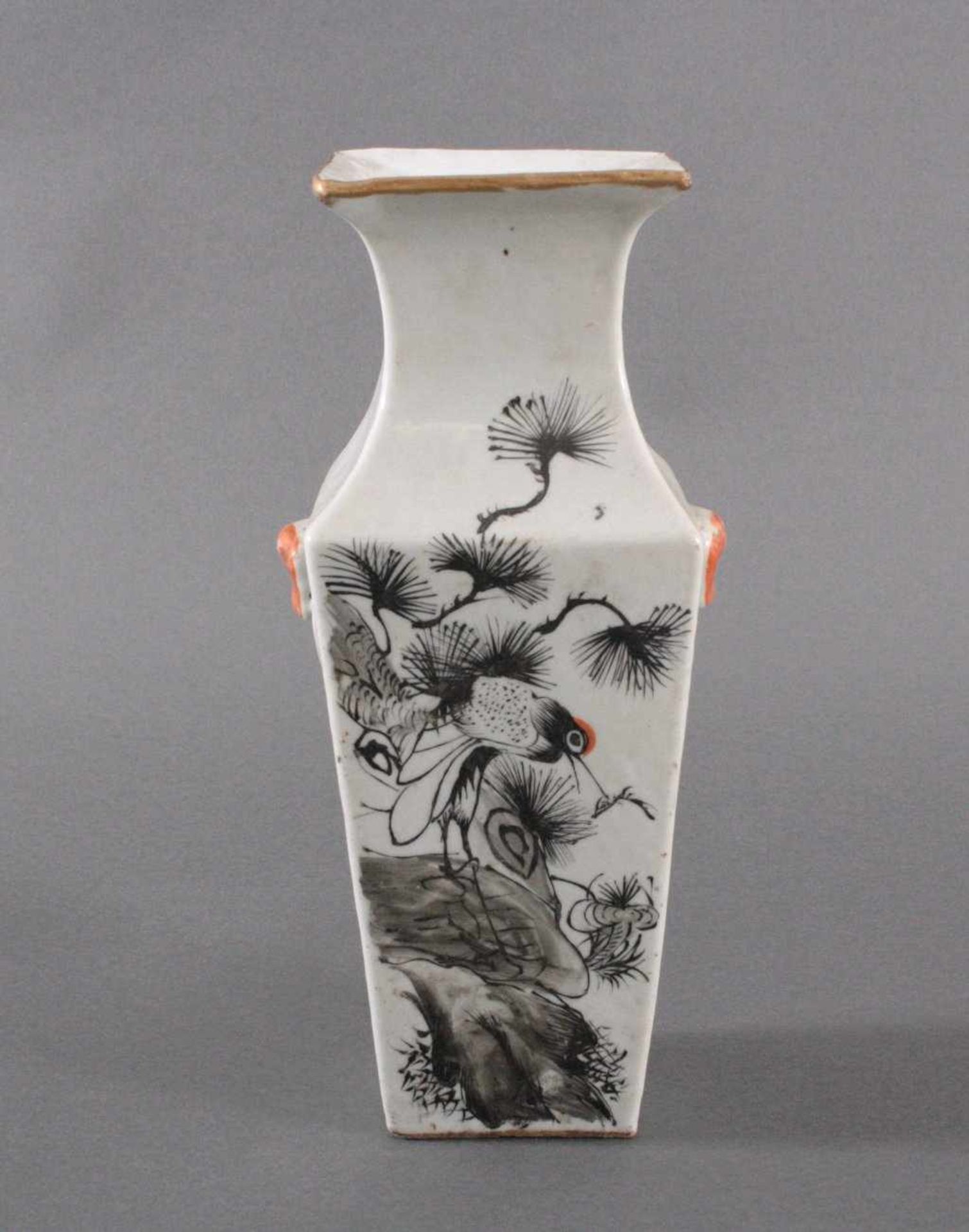 China-Vase um 1900Zylindrische Form, Porzellanvase mit weißer Glasur,gelb grundig mit umlaufender - Bild 3 aus 4