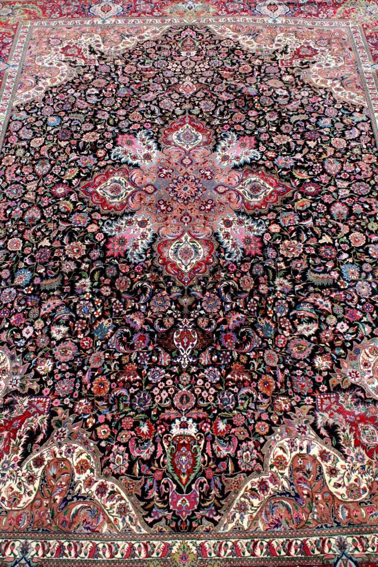 Perser, KermanIran, ca, 590000 Knoten, Rot / Blau, florales Muster, ca.273cm x 360cm - Bild 2 aus 3