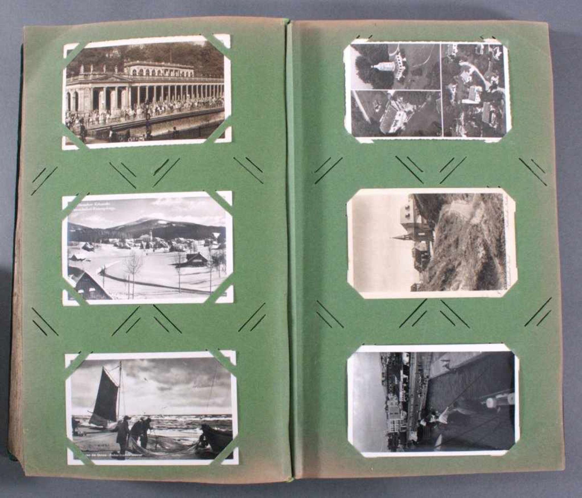 Prall gefülltes Album mit ca. 390 PostkartenBunte Mischung größtenteils um 1920/30 und älter, - Image 11 of 16