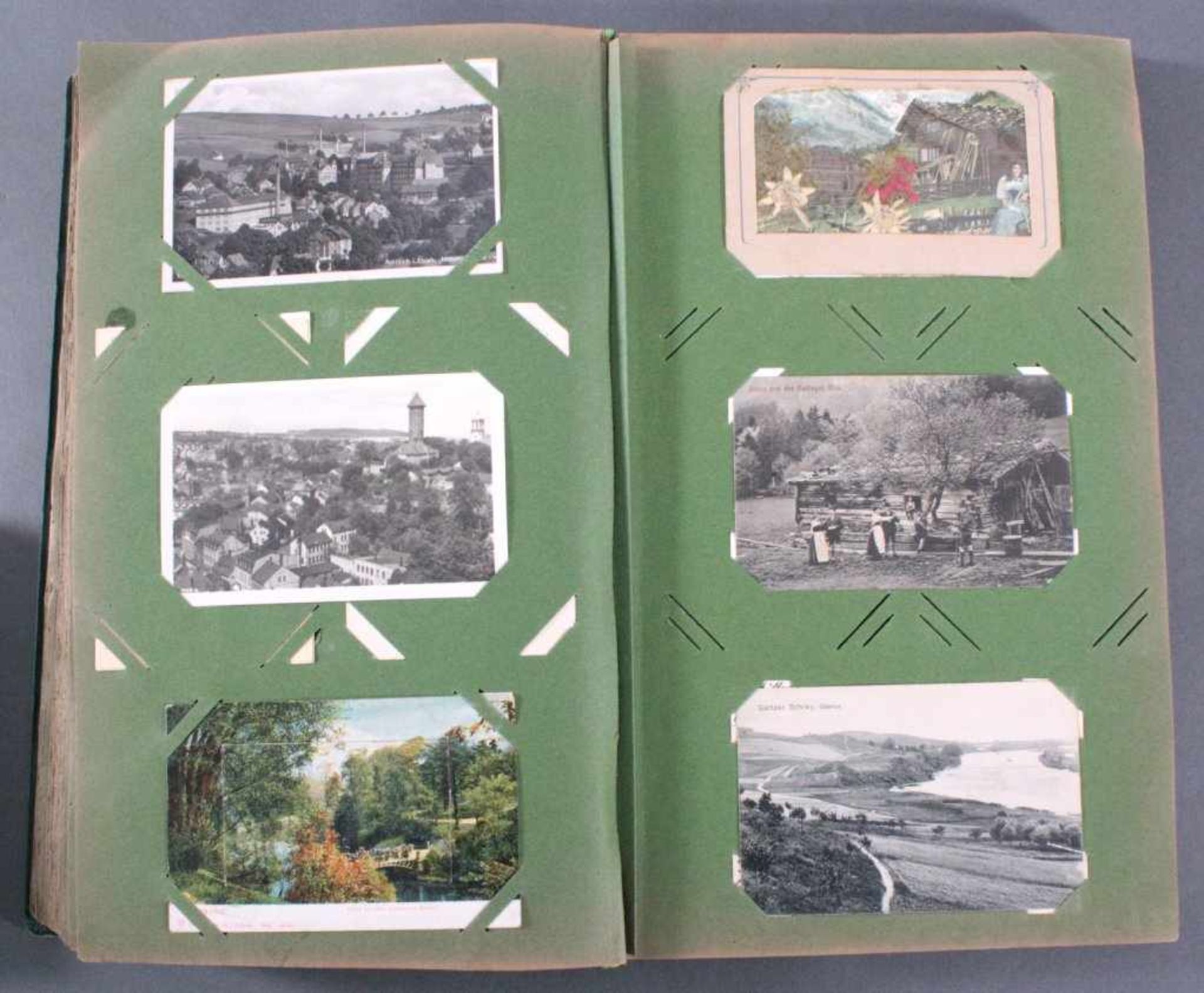Prall gefülltes Album mit ca. 390 PostkartenBunte Mischung größtenteils um 1920/30 und älter, - Image 10 of 16