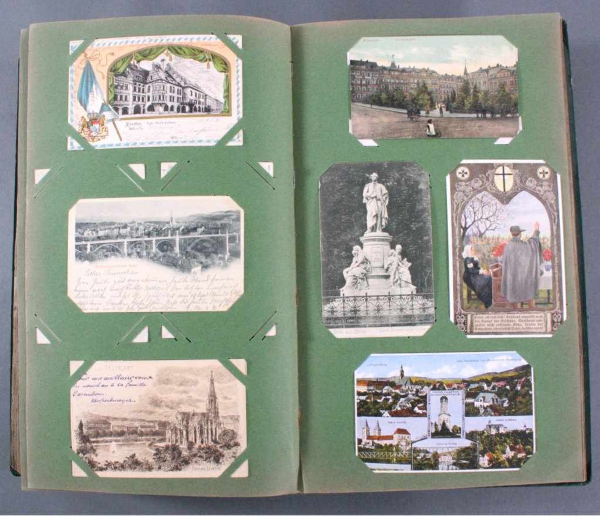 Prall gefülltes Album mit ca. 390 PostkartenBunte Mischung größtenteils um 1920/30 und älter, - Image 15 of 16