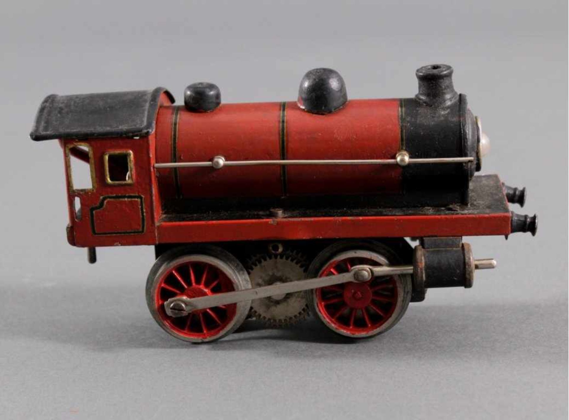 Märklin Lok Spur 0, vor 1929rot/schwarz, ca. L- 16 cm. Altersgemäße Gebrauchsspuren. - Bild 2 aus 2