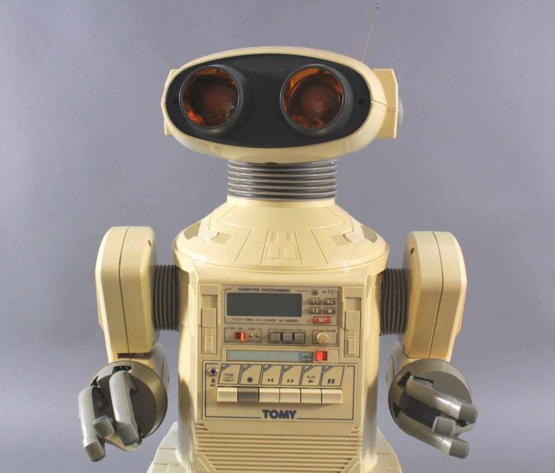 Omnibot 2000 TOMY Tomy Kyago Company - Inc.1985, ca. H- 63 cm. Gebrauchsspuren und Plastik - Bild 2 aus 4