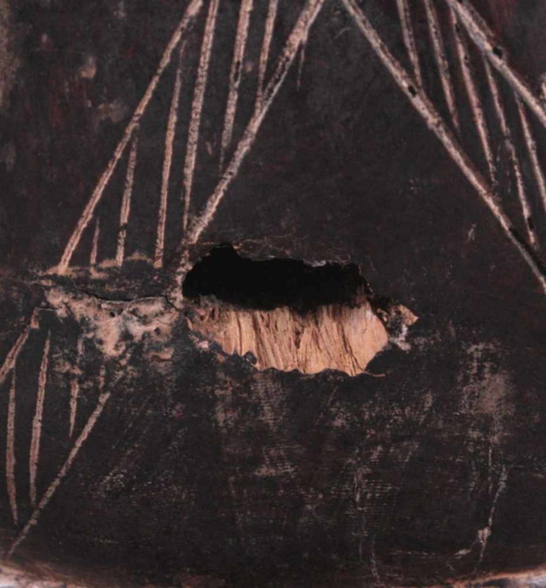 Deckelgefäß der Dan, Afrika 1. Hälfte 20. Jh.Aus dem Vollholz geschnitzt, rundes Gefäß auf - Bild 5 aus 5