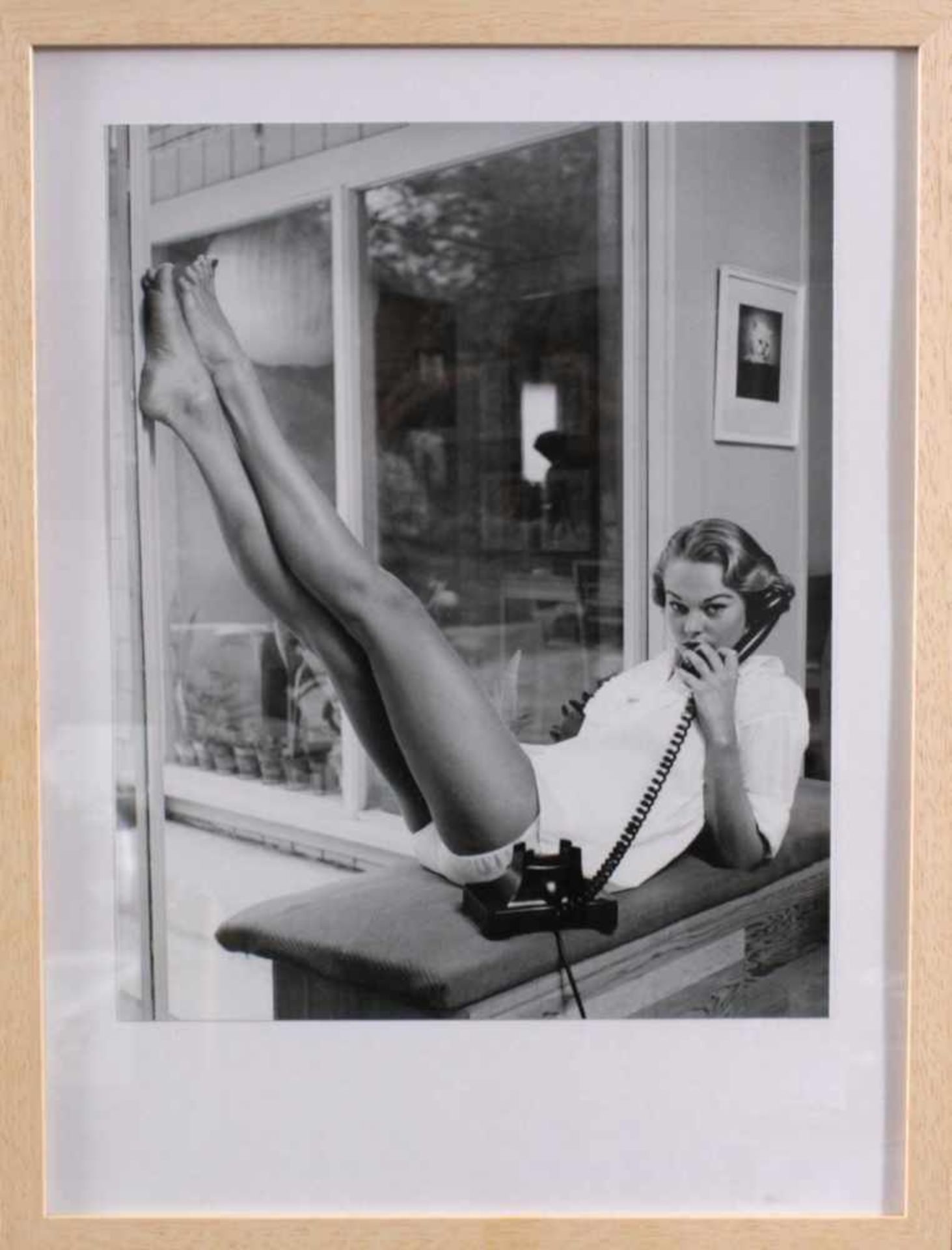 Foto Edition Gowland 10Modell: Jo Anne Aehle, 1954.Print auf Hahnemühle Baryta, ca. 30 x 24 cm, - Bild 2 aus 2