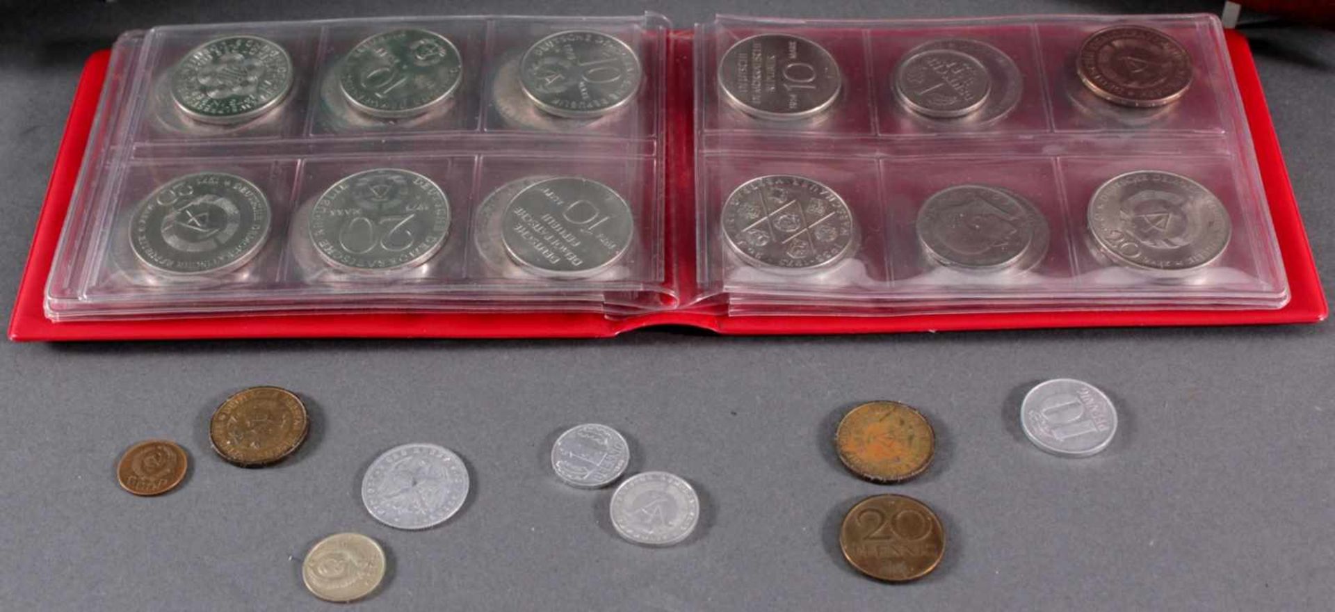 Kleine Münzsammlung BRD und DDR, über 1440 DM!Insgesamt 96x 10 DM Münzen, 97x 5 DM Münzen sowie - Bild 2 aus 2