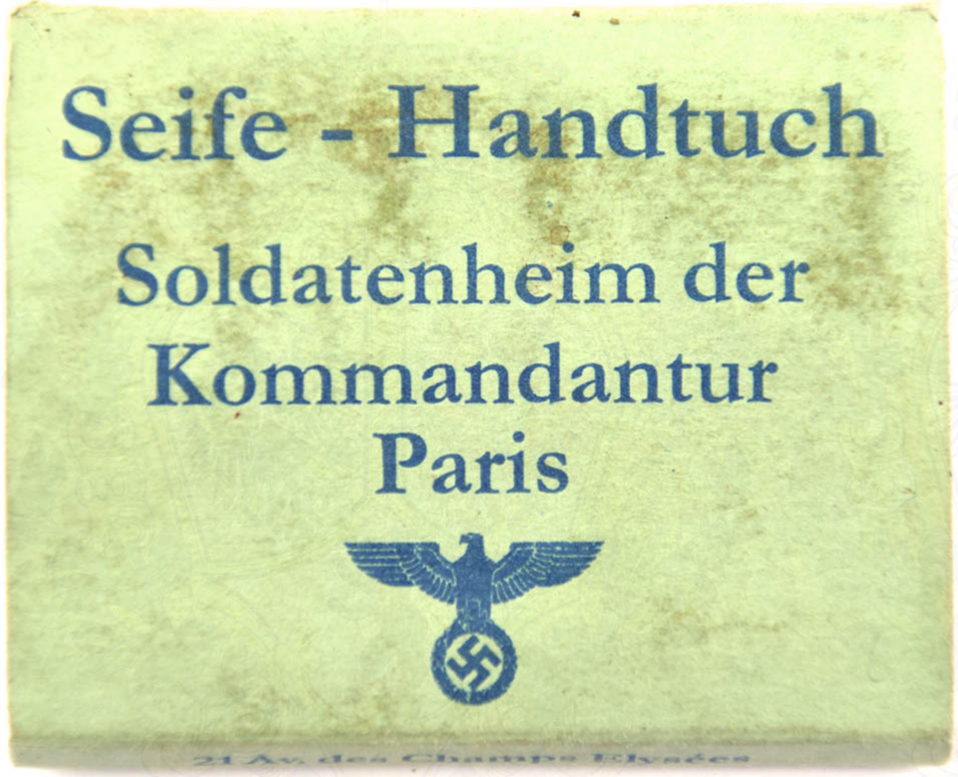 SEIFEN-HANDTUCH, Soldatenheim der Kommandantur Paris, in Hülle, rs. Propaganda-Aufdruck, 6x5 cm,