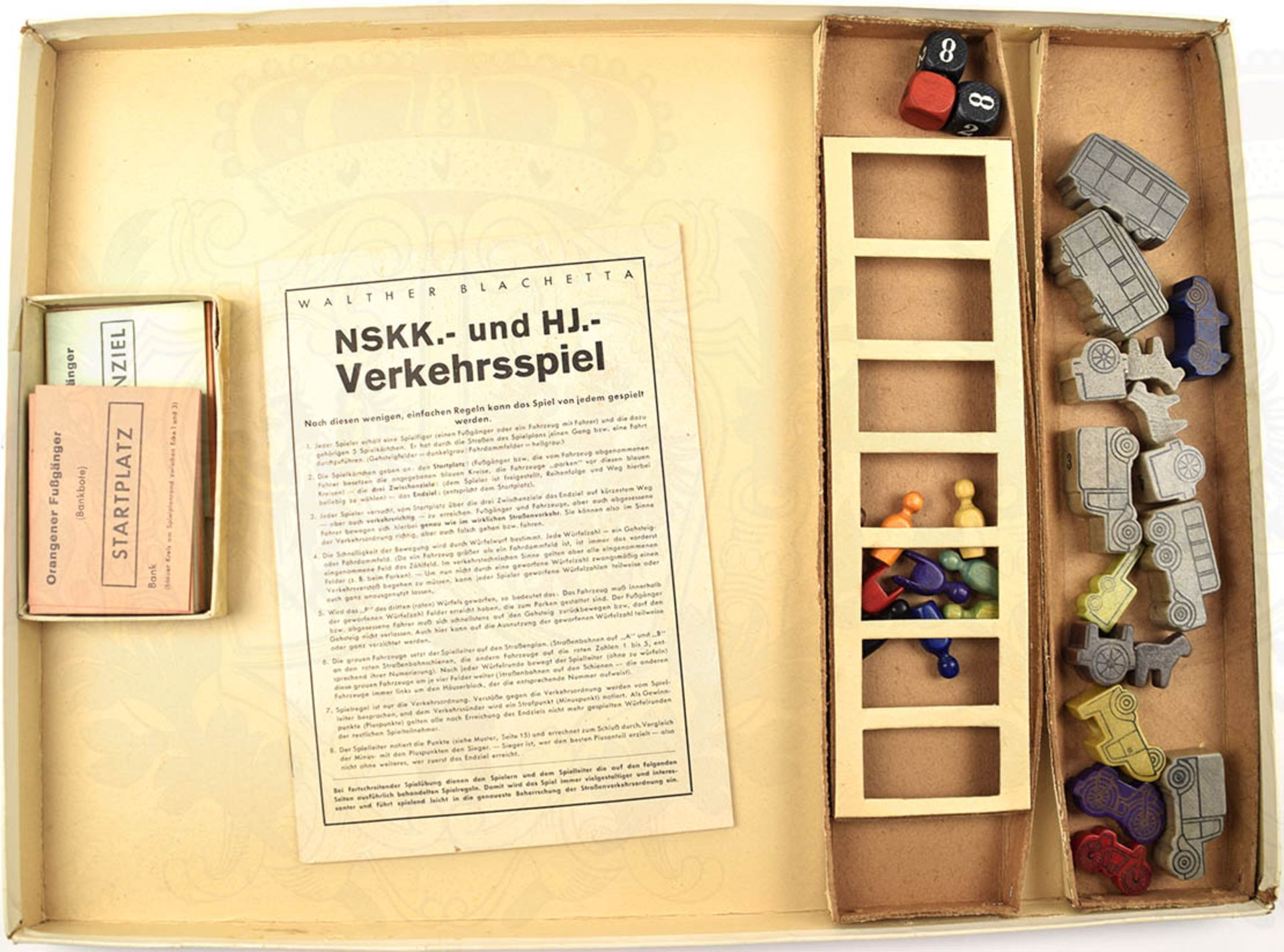 NSKK- UND HJ-VERKEHRSSPIEL, Bildgut-Verlag 1939, mehrf. gef. farbig illustr. Spielbrett, 62x84 cm, 9 - Bild 3 aus 3