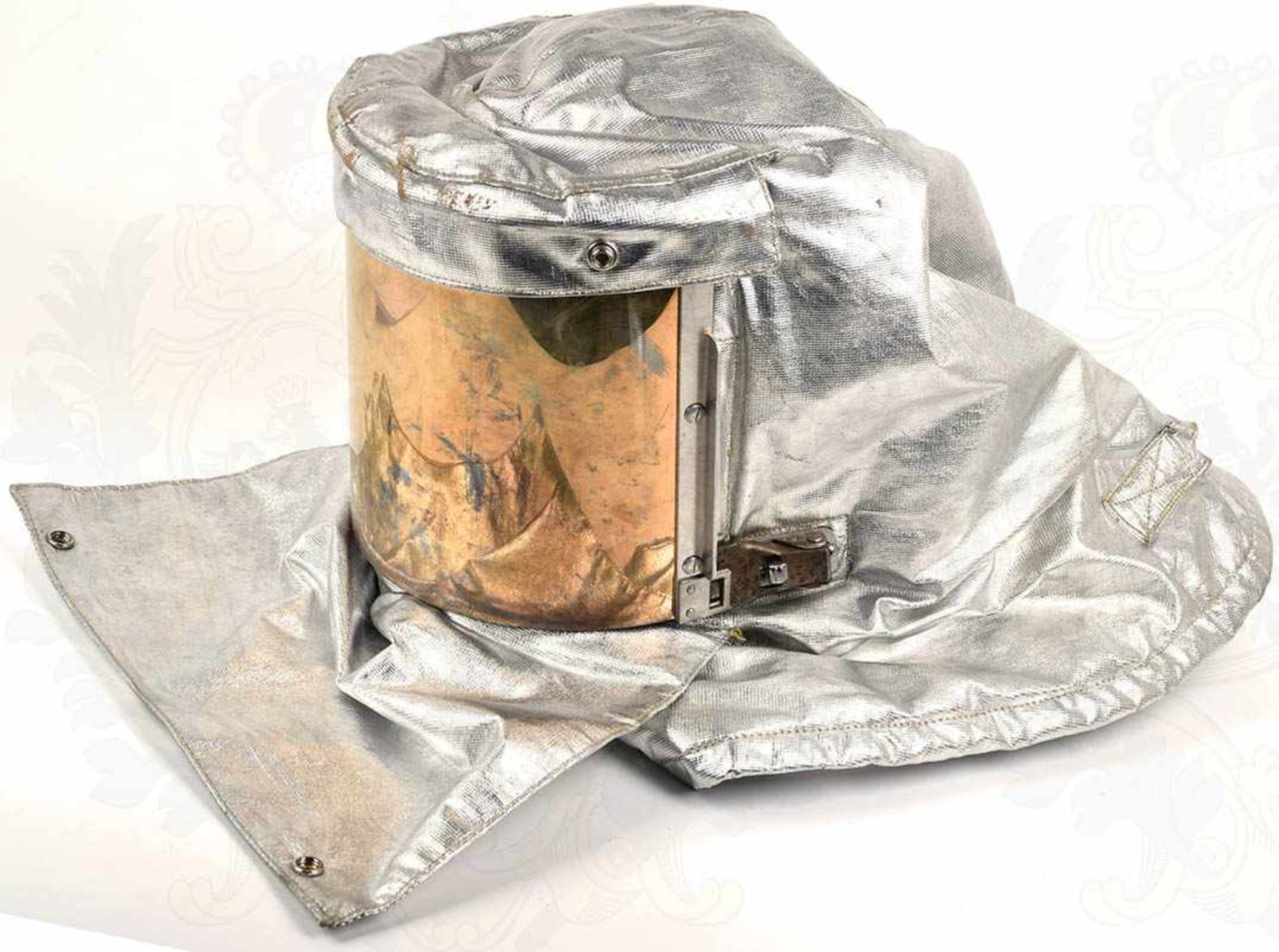 KONVOLUT AUSRÜSTUNG, Feuer-Schutzhaube USA, 90er Jahre, hitzebeständiges, slb. Material, - Bild 3 aus 4