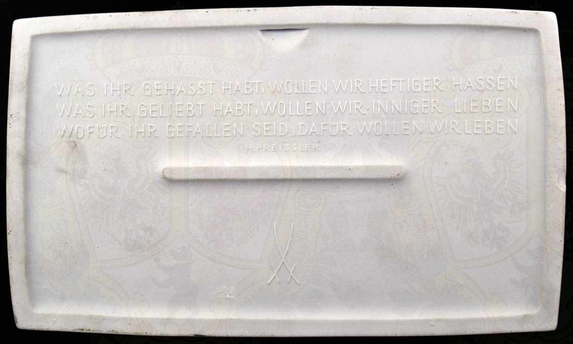 MEISSEN-PLAKETTE GEDENKSTÄTTE SEELOWER HÖHEN, weißes Porzellan, 20x12 cm - Bild 2 aus 2