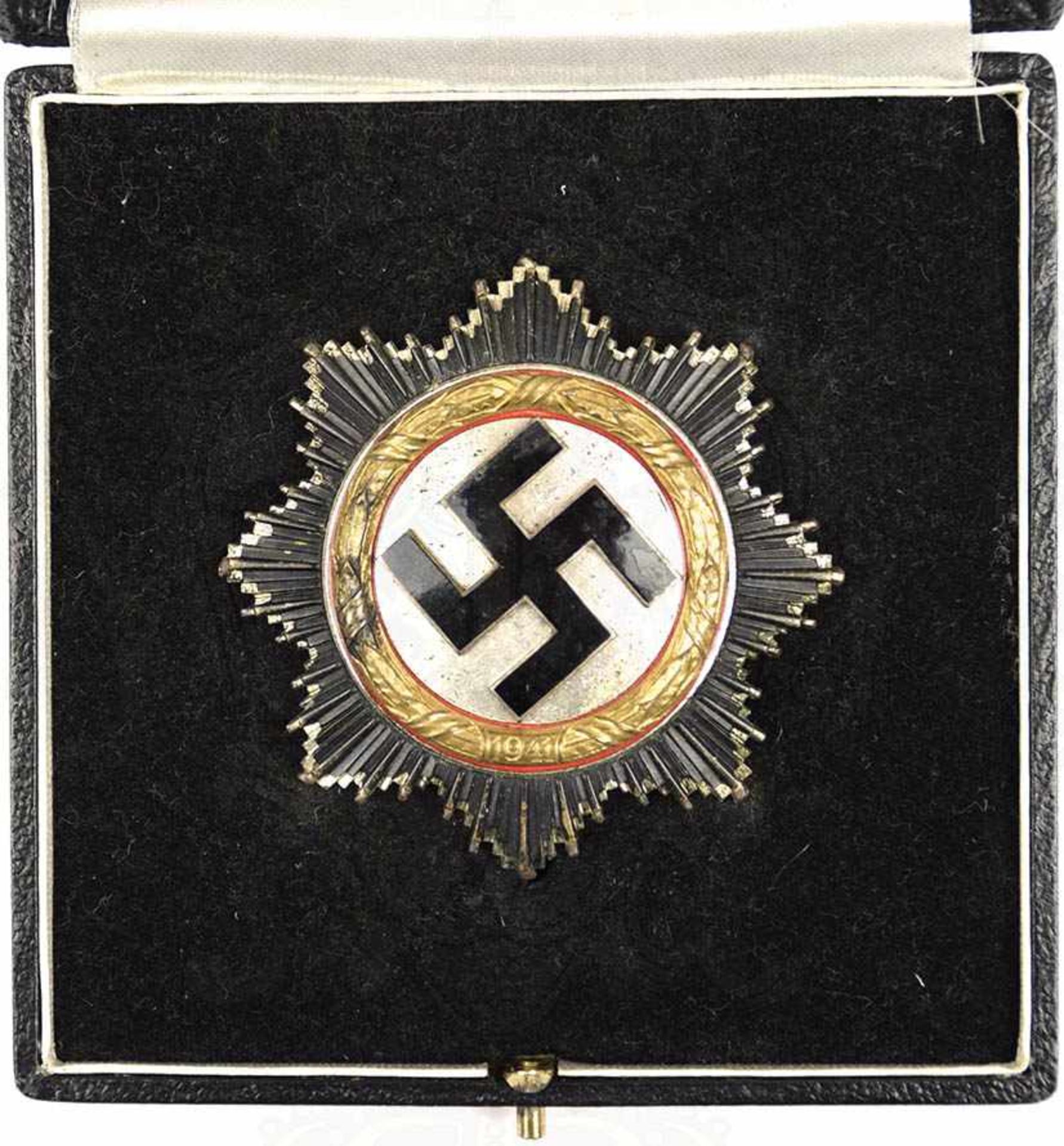 DEUTSCHES KREUZ IN GOLD, Buntmetall/verslb./vergld./teilemailliert, mehrteilige, qualitätvolle