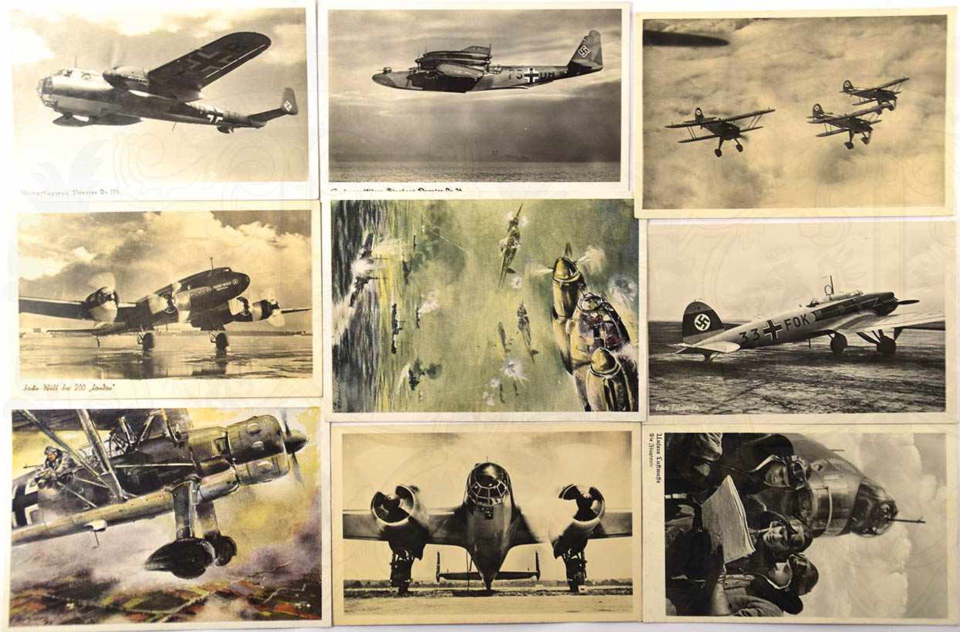 11 ANSICHTKARTEN LUFTWAFFE, 7 Foto-, 1 Lichtdruck u. 3 farbige Kunstdruck-AK, u. a. Dornier Do-17,