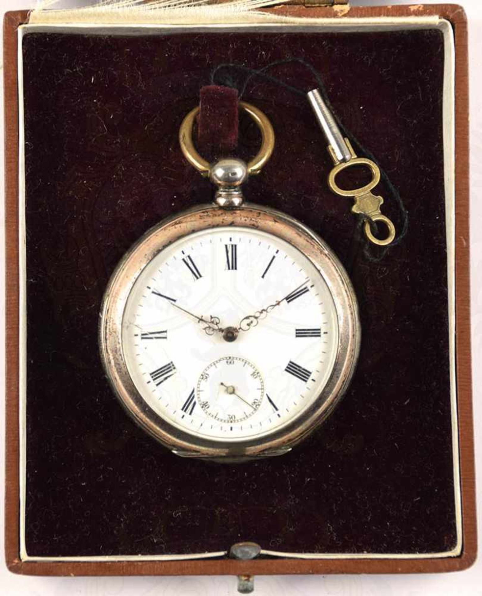 HERREN-TASCHENUHR, um 1890, punziert „800“, 15 Rubis, Tragering, Schlüsselaufzug (orig. Schlüssel