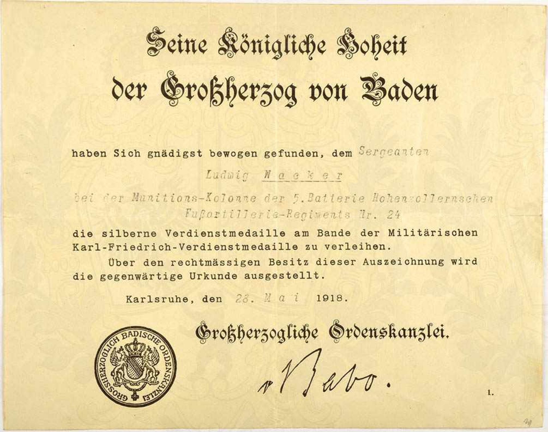 VU ZUR SILBERNEN VERDIENSTMEDAILLE, am Bande d. Militär-Karl Friedrichs Ordens, f. e. Sergeanten