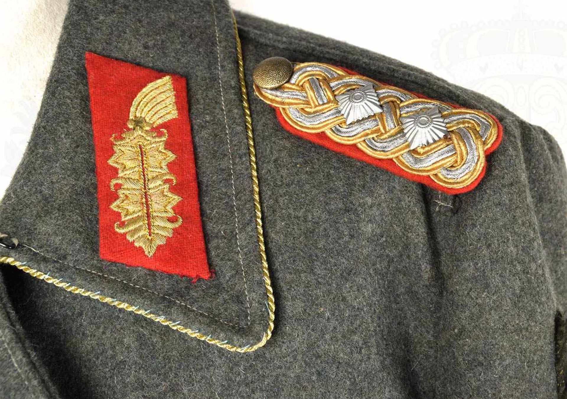 STURMGESCHÜTZJACKE, mit Effekten für einen General, Sammleranfertigung, feldgraues Tuch, enstpr. - Image 4 of 4