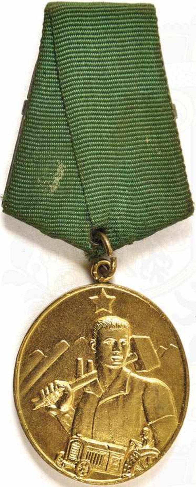 ARBEITS-VERDIENSTORDEN, Verdienst-Medaille, vergld., a. Bd.-Tragespange