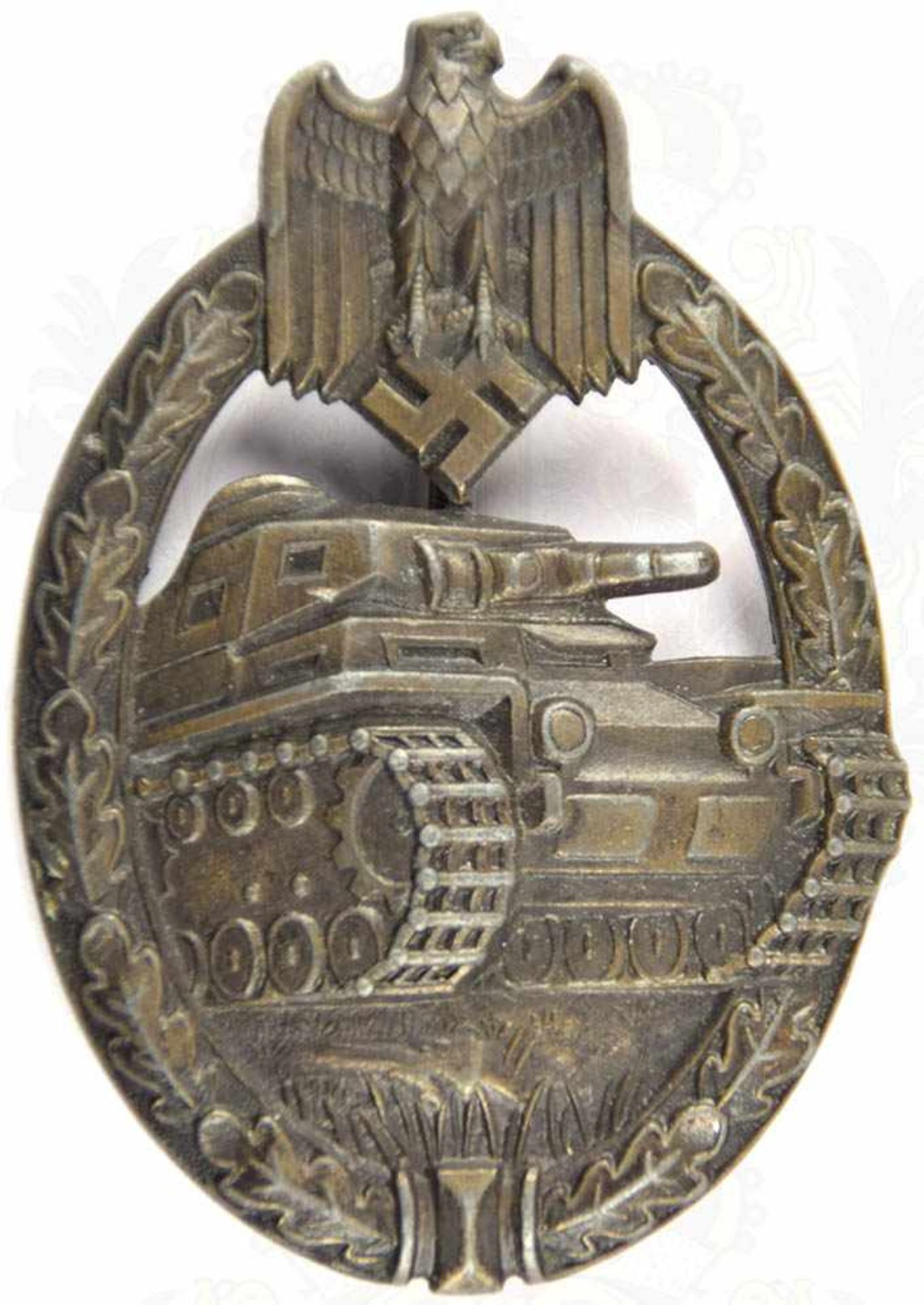 PANZERKAMPFABZEICHEN IN BRONZE, Feinzink, bronziert, massiv, runde unmagnetische Nadel, Haken fehlt