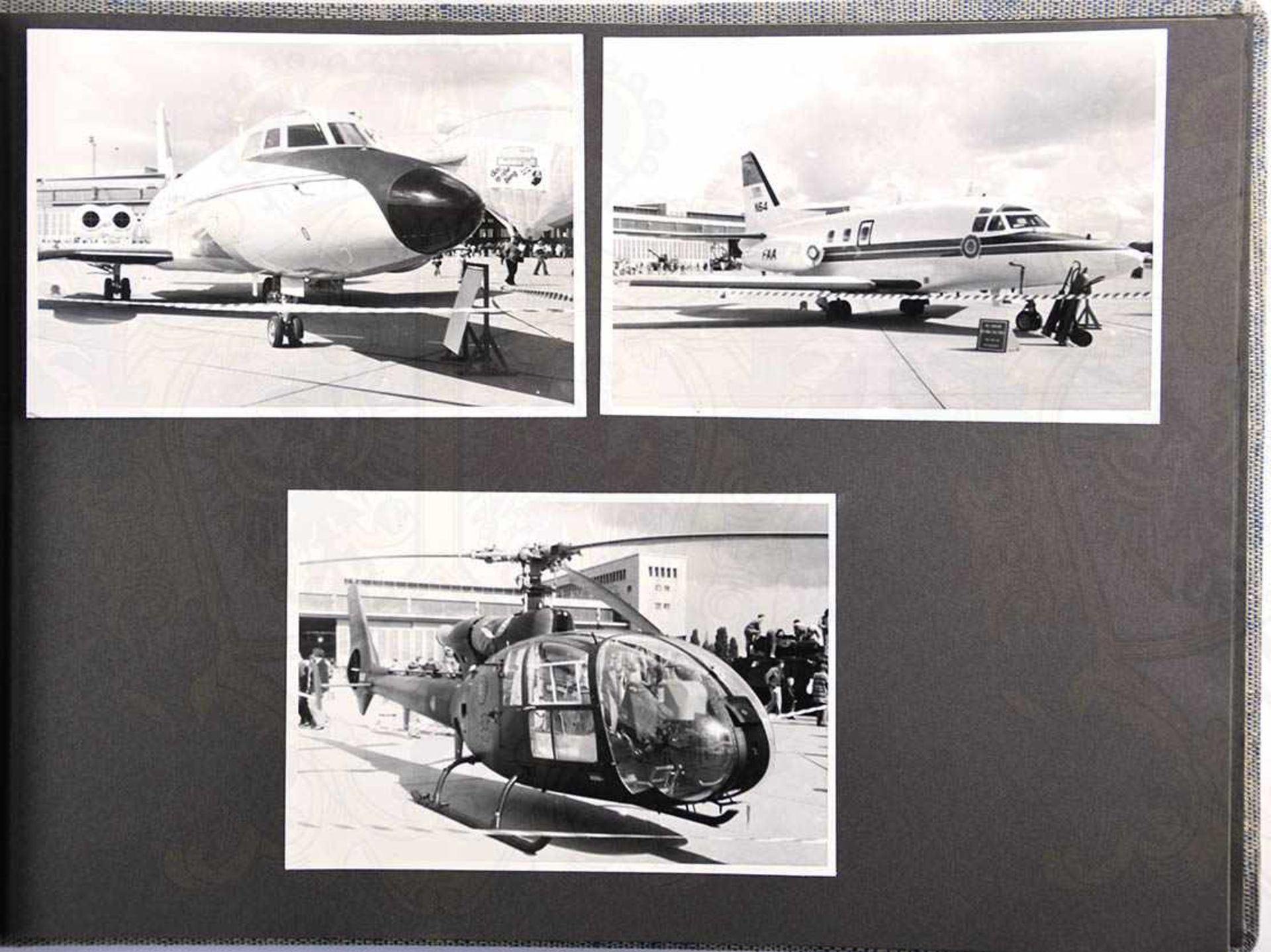 FOTOALBUM FLUGHAFEN BERLIN-TEMPELHOF, Tag der offenen Tür der US-Streitkräfte um 1960, m. 22 Fotos - Bild 2 aus 2