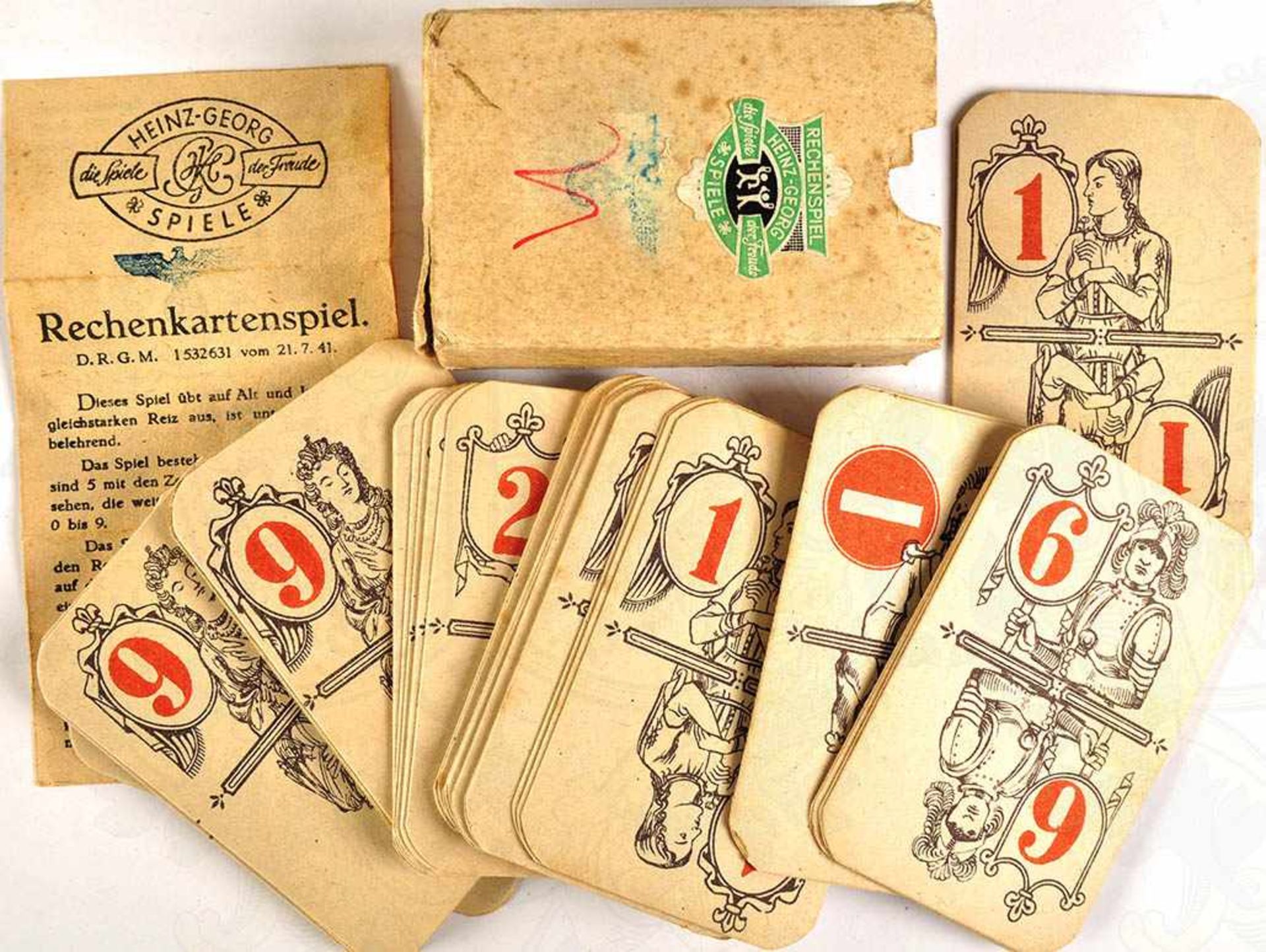 RECHENKARTENSPIEL, um 1930, Spielkarten in (besch.) Schachtel, s/w u. tls. farb. gedruckt, m.