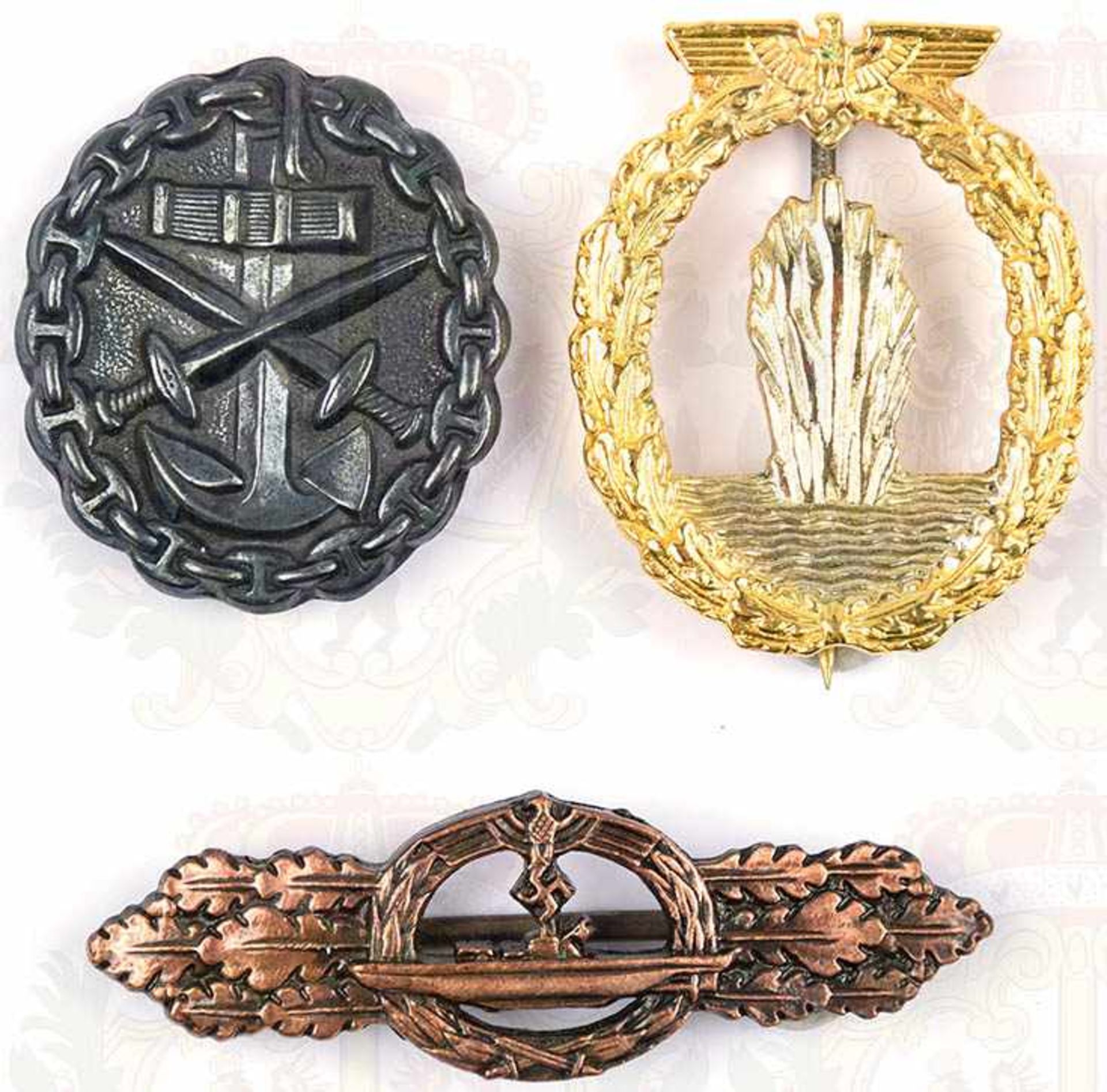 3 AUSZEICHNUNGEN, Marinefrontspange in Bronze; Minensucherabzeichen, Verwundetenabz. f. Marine in