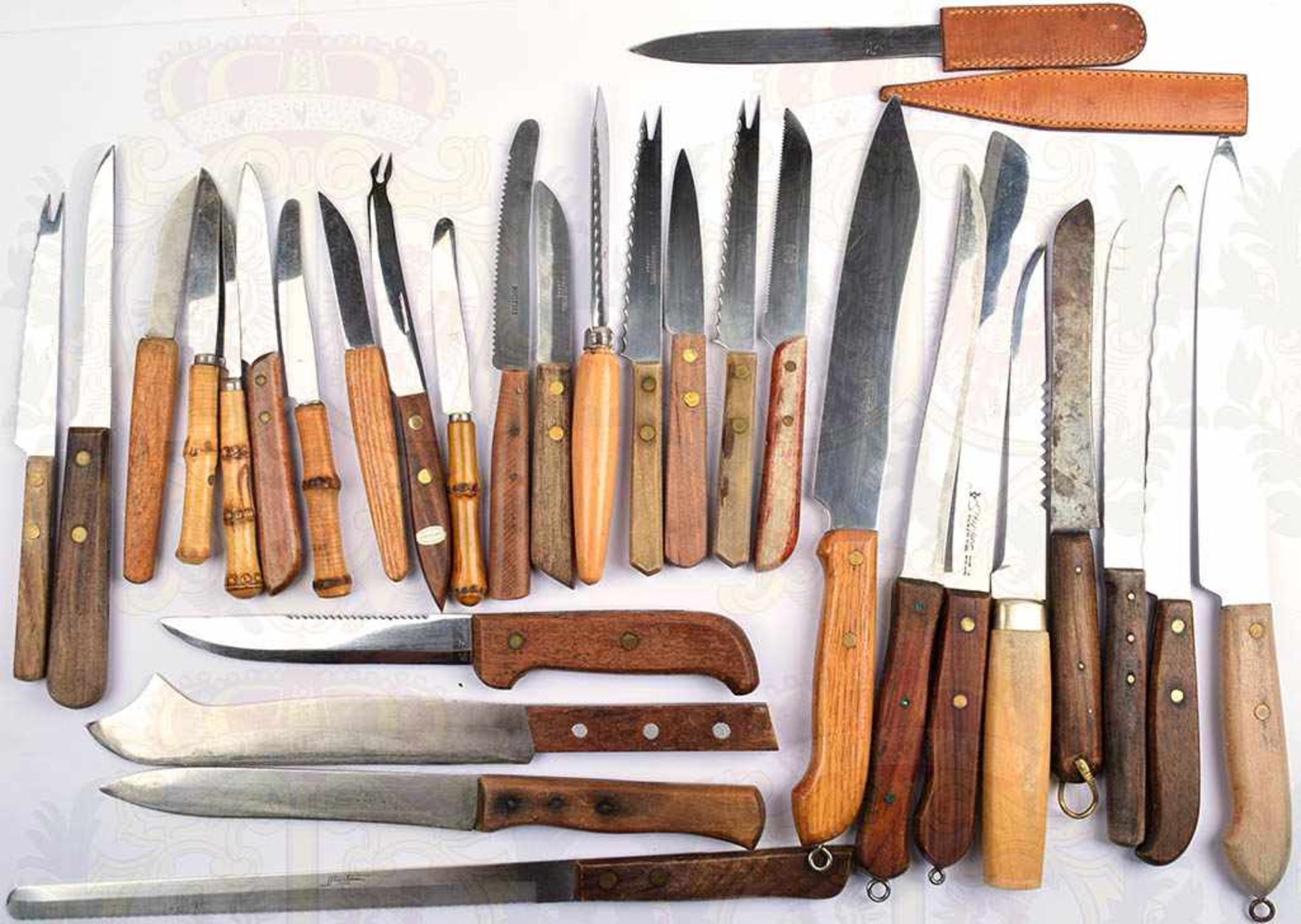 KONVOLUT MESSER, 30 Stück, dabei Küchen-, Brot- , Käse- u. Obst-Messer, Klingen-L. 7-23 cm, Herst.