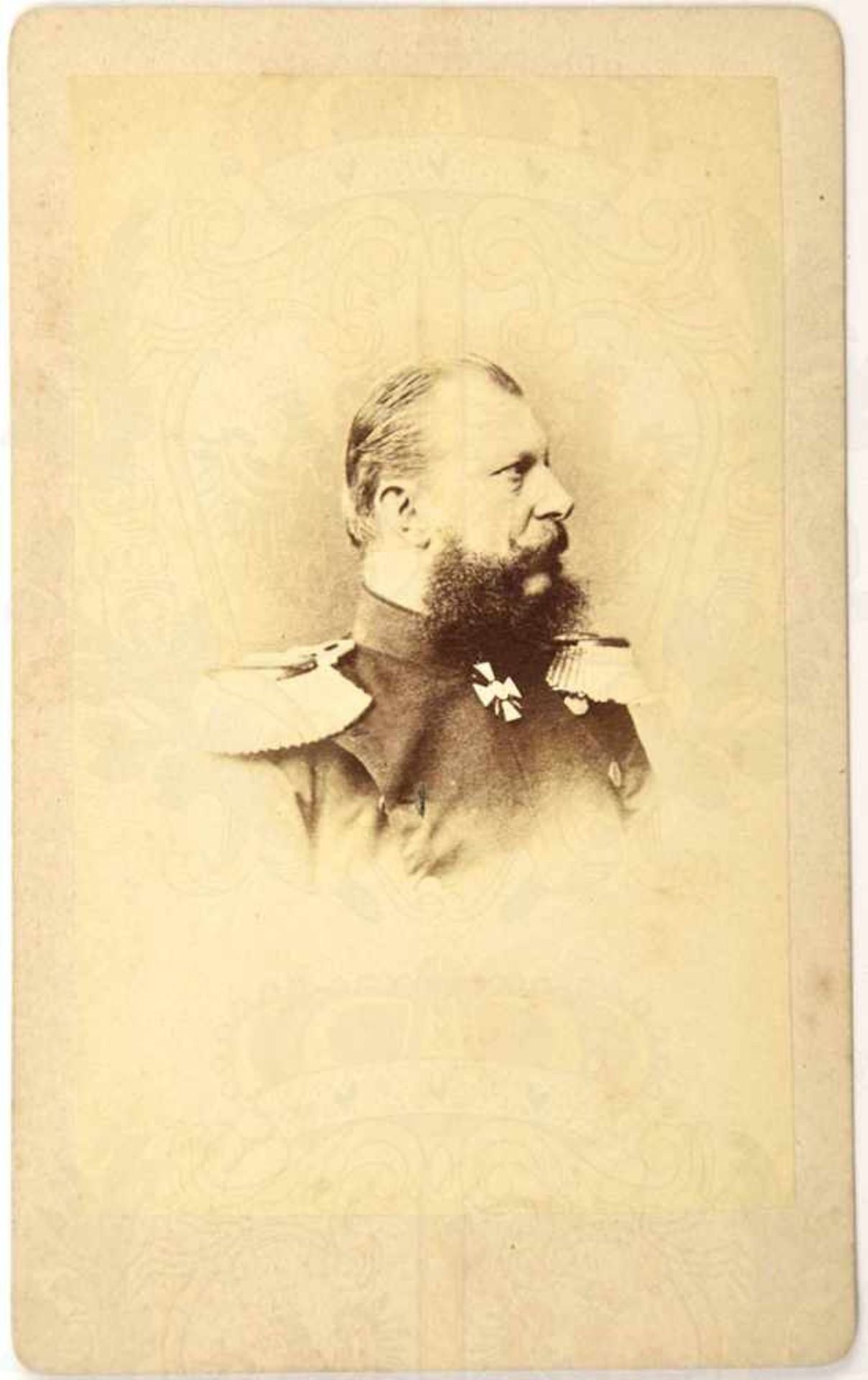 VISITFOTO GROßHERZOG NIKOLAUS FRIEDRICH PETER, (1827-1900), Halbportrait in Uniform m. Großkreuz
