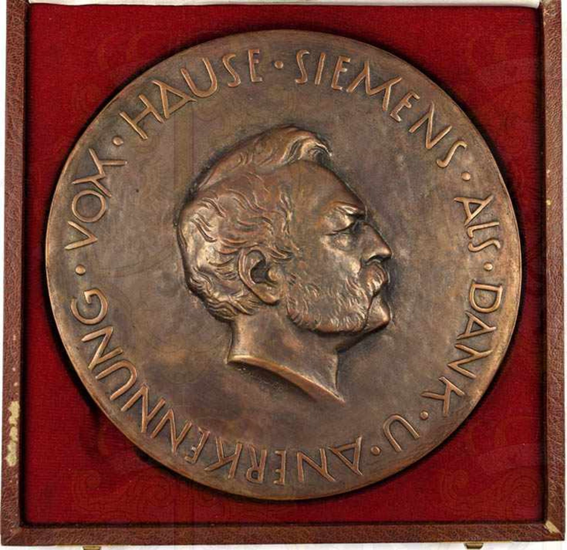 PLAKETTE WERNER VON SIEMENS, Bronze, m. stark plastischem Kopfportrait im Profil, sign. „A.