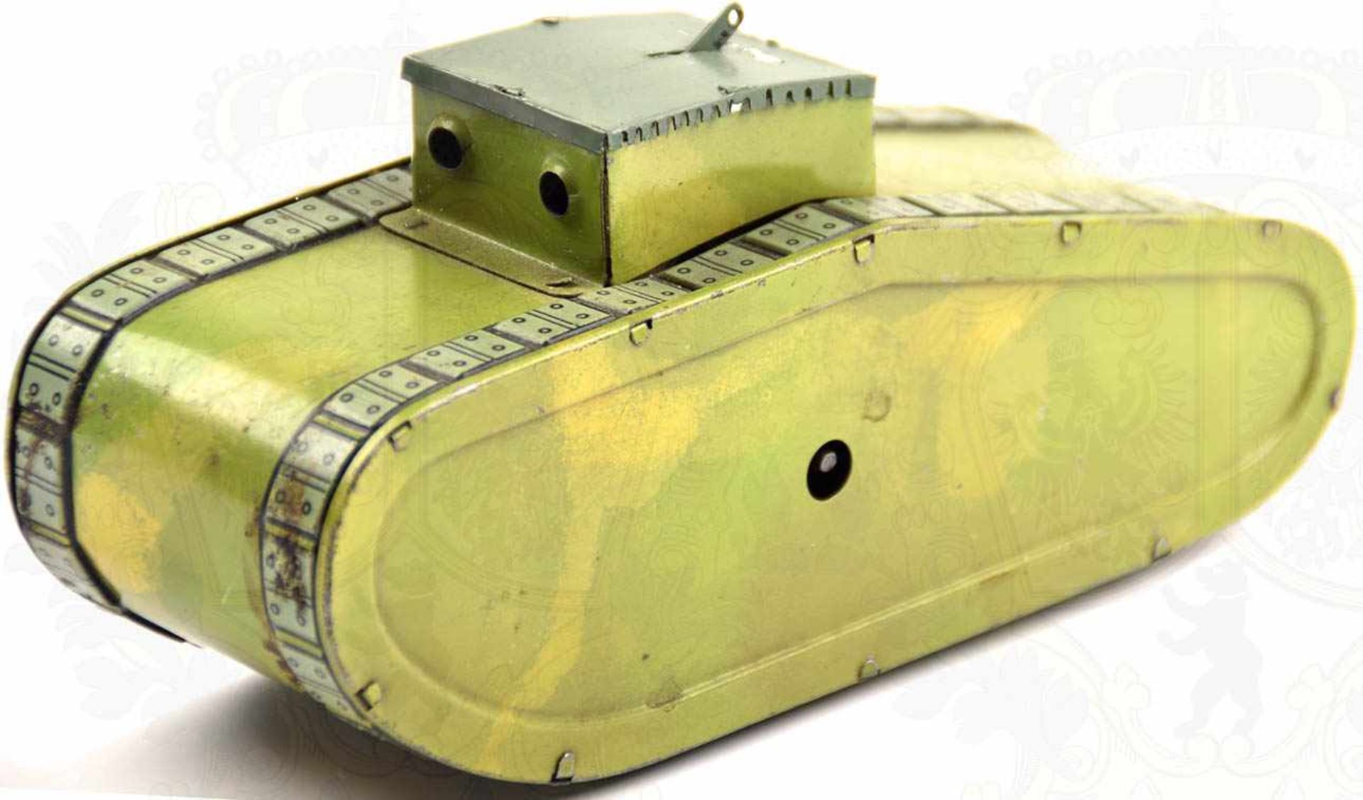 PANZERKAMPFWAGEN, ähnlich dem brit. Medium Mark B, Eisenblech, grün bedruckt, Gleisketten nur