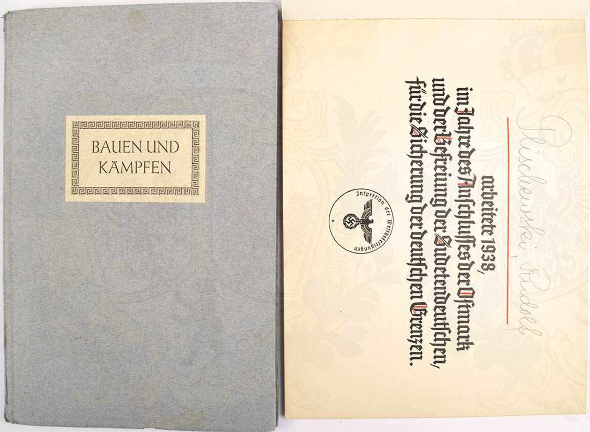 2 TITEL OT, „Bauen und Kämpfen“, 1942, 62 S., einige farb. Zeichn., kart.; Bildband Anschluss