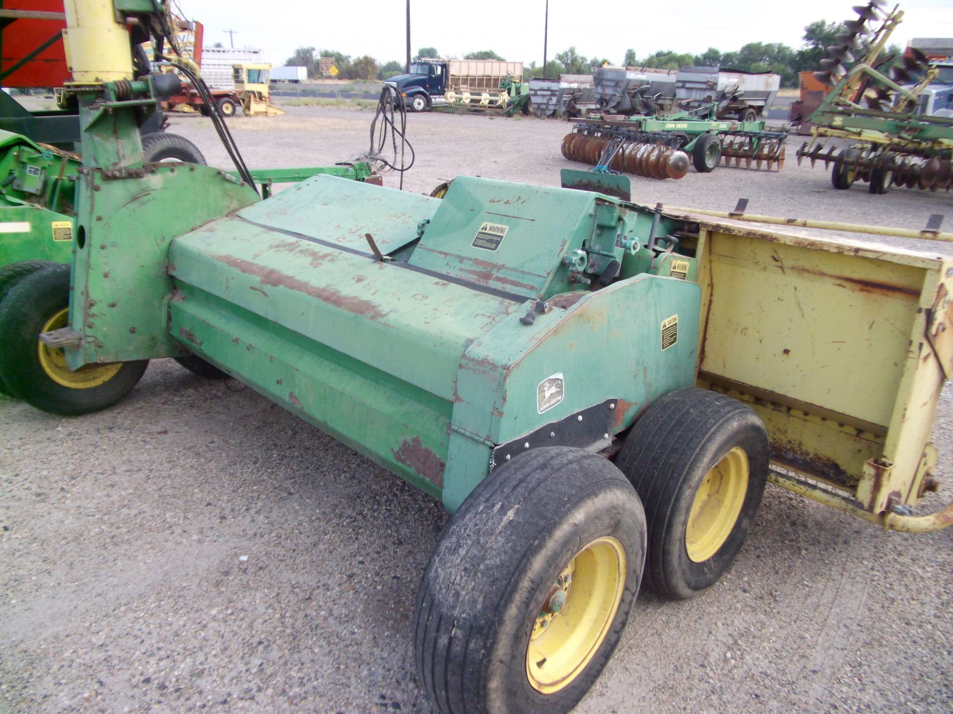 1- JD 3690 PTO pull type chopper w/ hay head and 1 for parts - Image 2 of 5