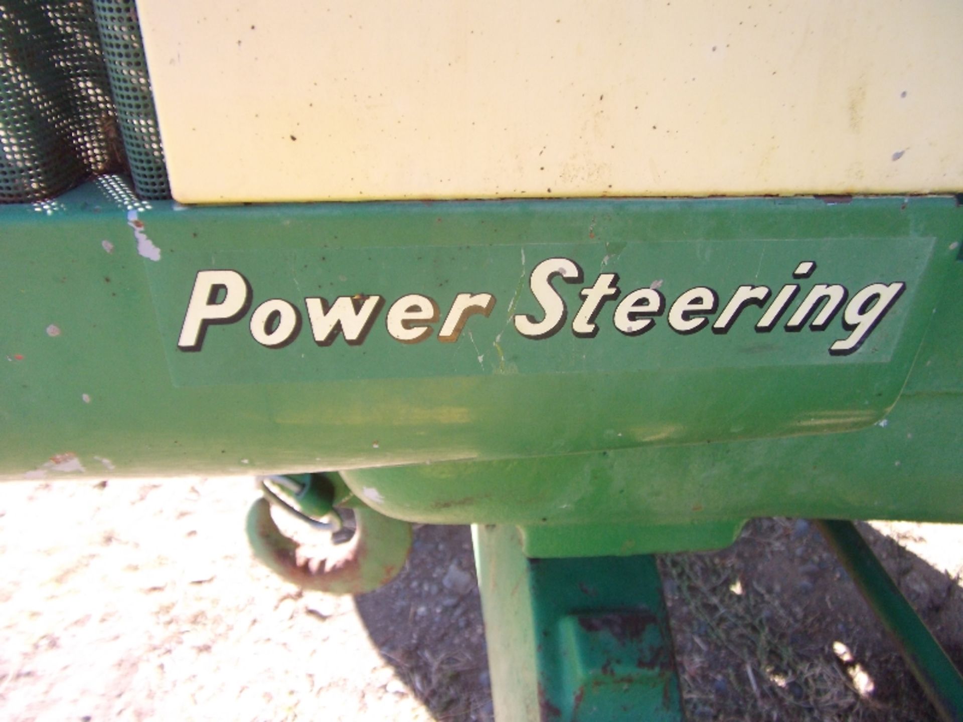JD 820 diesel power steering 2 hyd remotes wide front pony start ser# 820491A 5299 hrs - Image 8 of 11