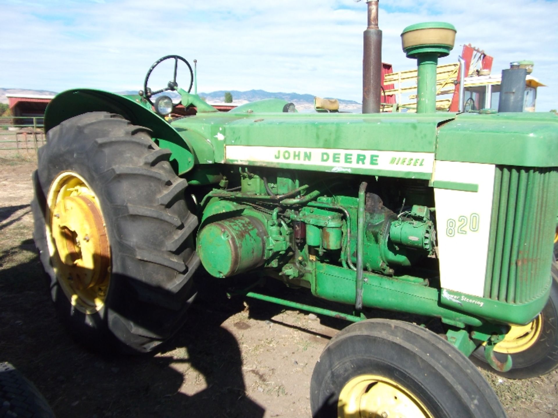 JD 820 diesel power steering 2 hyd remotes wide front pony start ser# 820491A 5299 hrs - Image 2 of 11