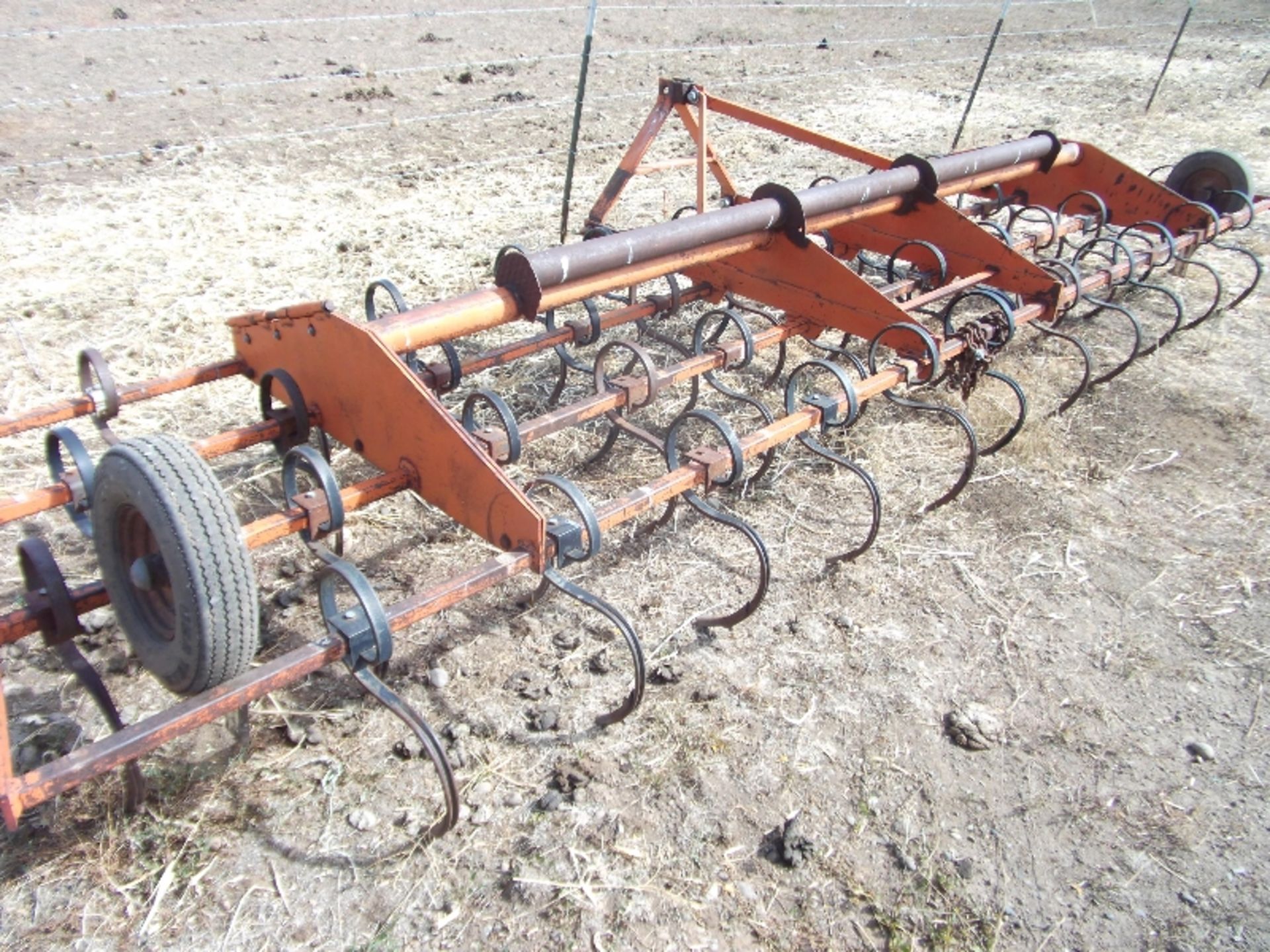 Ace 18’ 3pt triple k cultivator w/ gauge wheels