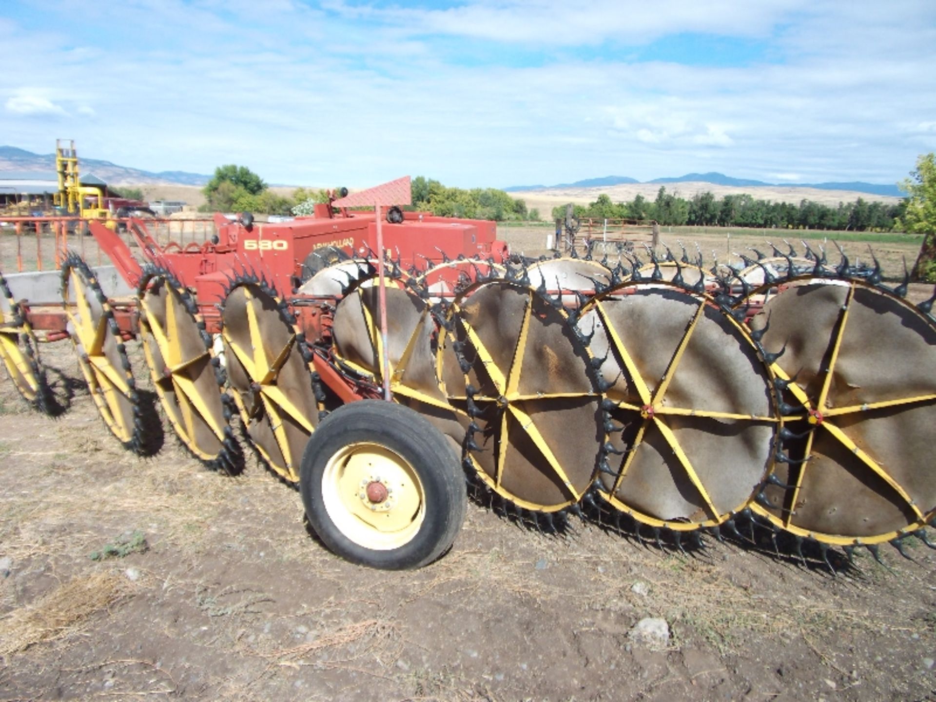 Darf 13 wheel hay rake