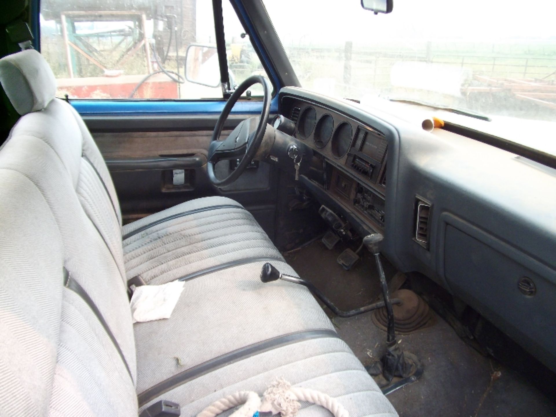 1990 Dodge LE 250 power ram 4X4 pick up V8 4 spd 118 k miles - Bild 5 aus 5