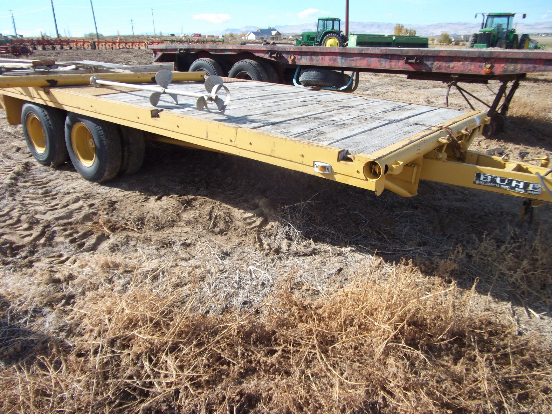 1977 Buhl 21’ tandem dual axle tilt bed trailer